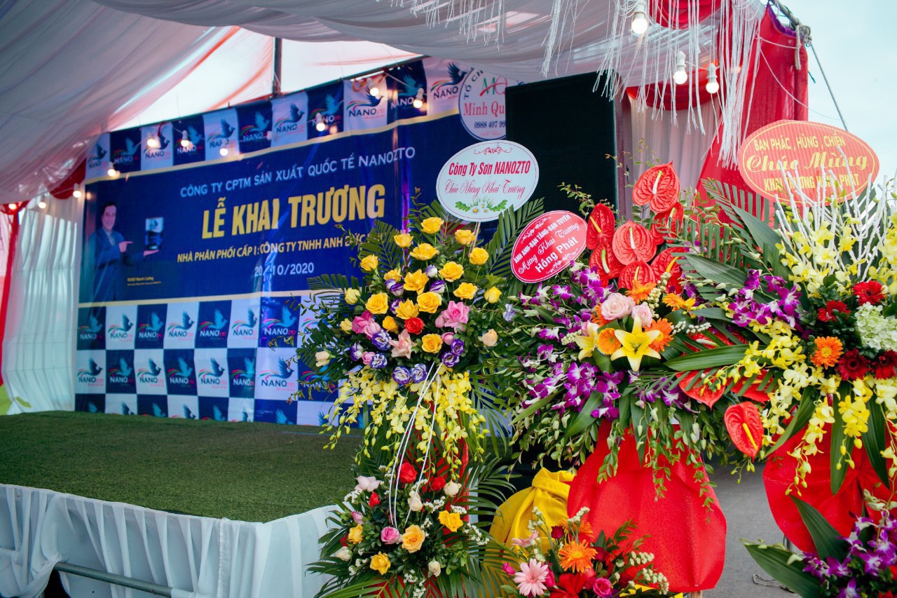 tung-bung-khai-truong-nha-phan-phoi-son-nanozto